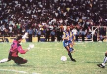 A 30 años de la increíble hazaña de Rosario Central: remontó un 0-4 y logró su primer título internacional