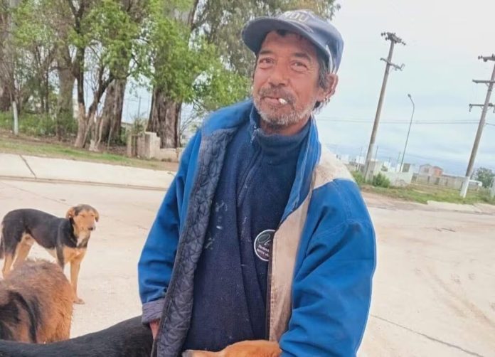Imputaron a un empleado municipal de Córdoba que mató a un hombre en situación de calle con una pala mecánica