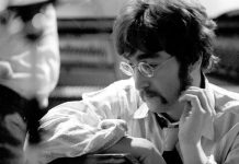 John Lennon y la canción de The Beatles que escribió sintiéndose miserable