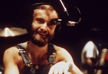 Phil Collins nombra al baterista con «un ego del tamaño de un hotel»