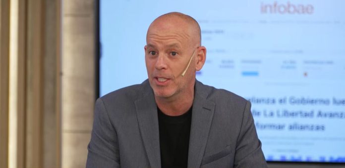 Elecciones 2025: el analista Gabriel Slavinsky aseguró que “el miedo mató a los peros” que tenía el votante del oficialismo