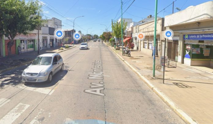 Falsos pasajeros engañaron a un taxista en Berisso y le robaron toda la recaudación a punta de pistola