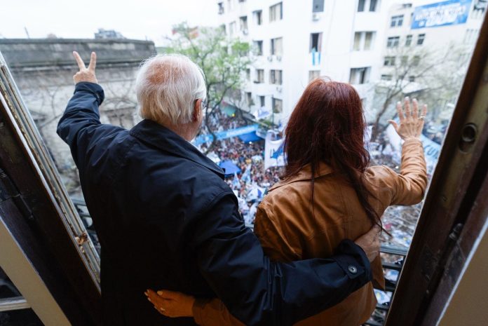 Jorge Taiana se reunirá con Cristina Kirchner en San José 1111 y planea hablar antes del cierre de la votación