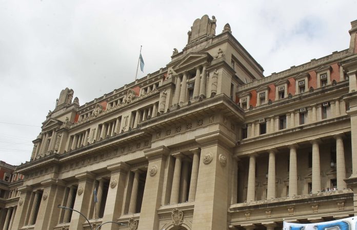 La Corte citó a audiencias a las provincias de La Pampa y Entre Rios por reclamos de deudas previsionales millonarias