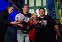 Las hermanas de Diego Maradona hicieron una visita a la “Iglesia maradoniana” y cumplieron con uno de los míticos rituales