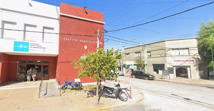 Trabajadores de un hospital de Ensenada encontraron un feto en la vereda: investigan el hecho