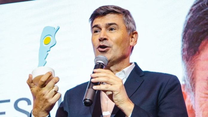 Tras un control médico de rutina, el intendente de Córdoba Capital debió pedir licencia para ser operado