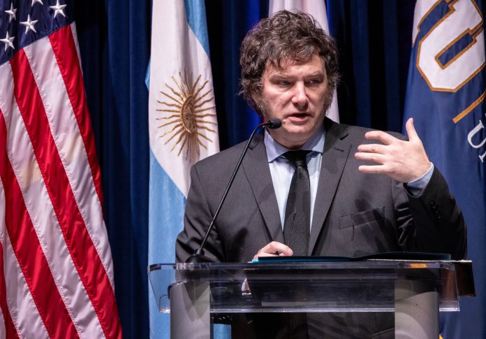 Javier Milei retoma la agenda internacional y viaja a Estados Unidos, pero no se verá con Donald Trump