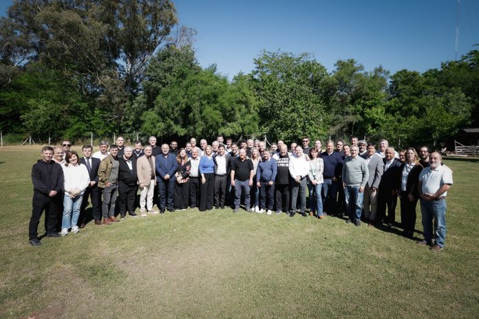 Kicillof no impulsará una ruptura con CFK, pero mostrará autonomía apoyado en su núcleo de dirigentes