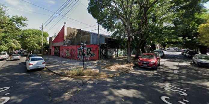 Violento robo en una cafetería de La Plata: ocurrió a pocos metros de una comisaría