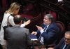 El peronismo en el Senado volvió a cambiar de nombre y se unificó con la bancada más chica desde 1983