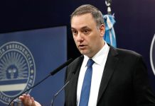 Manuel Adorni continúa conformando su equipo en la Jefatura de Gabinete con otras dos designaciones clave